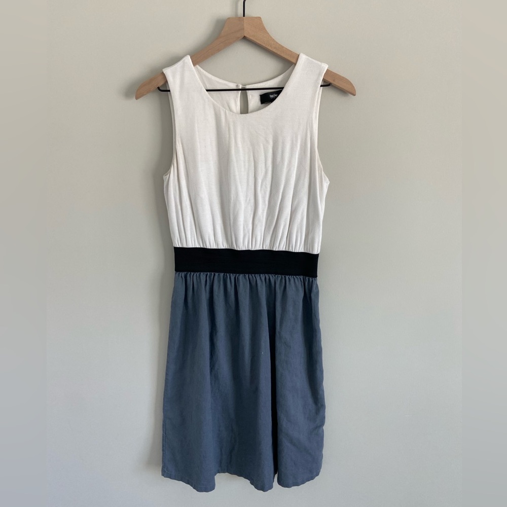 Mossimo Supply Co Gray & White Mini Dress